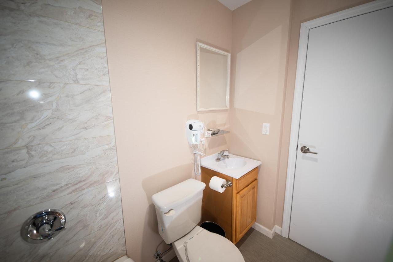 Flushing Garden Hotel Ню Йорк Екстериор снимка